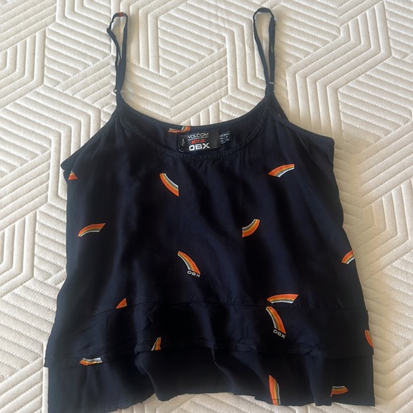 VOLCOM netflix Obx crop ruffle rainbow top - Picture 2 of 4